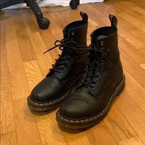 Women’s Dr. Martens